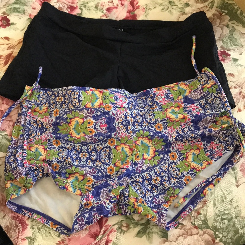 Onzie yoga shorts bundle